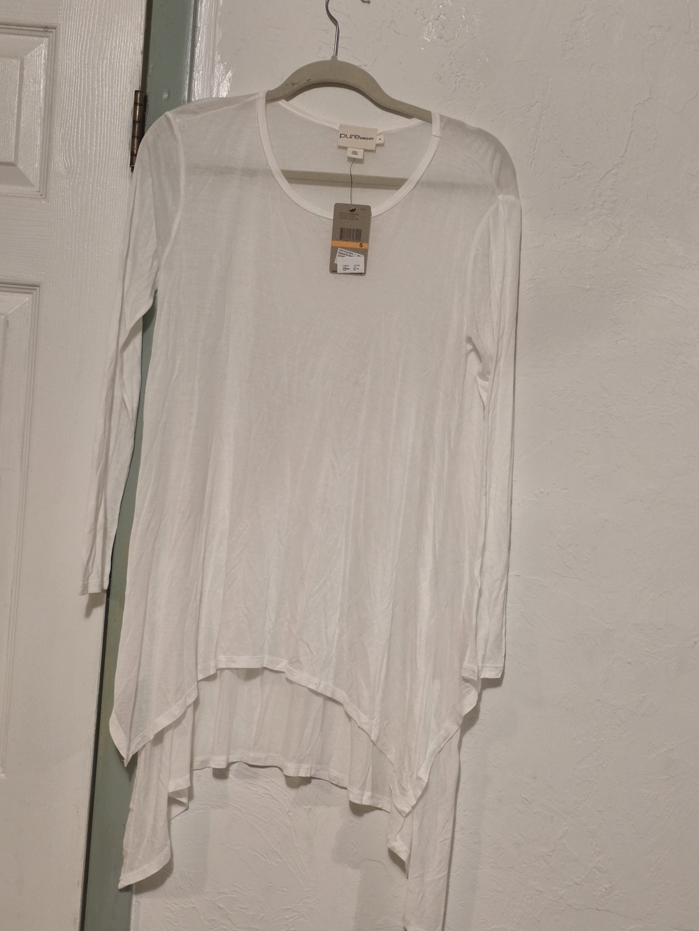 DuoGreen White Long-Sleeve Asymmetric Tunic